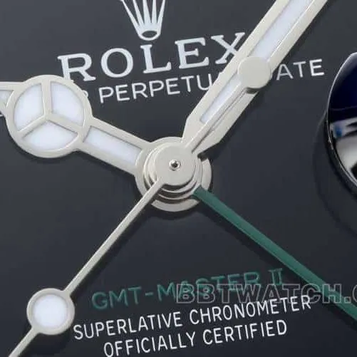 CleanRolexGMT-Master type top-tier 1:1super cloneblack dial black and gray circle steel bracelet model 126710front live photo