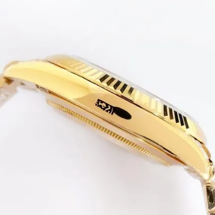 top-tier replicaRolexday displayDatejustK gold men's mechanical watch front view