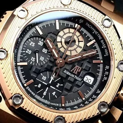 top-tier watch Audemars Piguet44mm men's black dial rubber strapRoyal Oak offshore mechanical watch front view