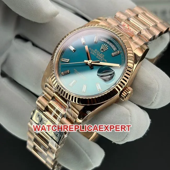 collectible watch Day-DateQF factory Rolex blue green dial 36mm front live photo