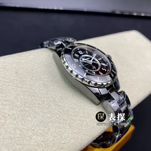 XF factory Chanel ladies J12super watch black dialsteel bracelet model pictures and prices front live photo