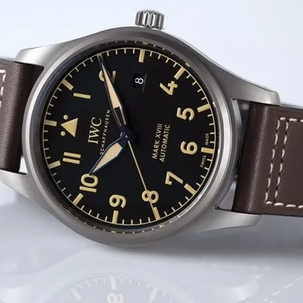 V7 factory universal top collectible watches men's black disk brown belt mark series mechanical belt watch front view