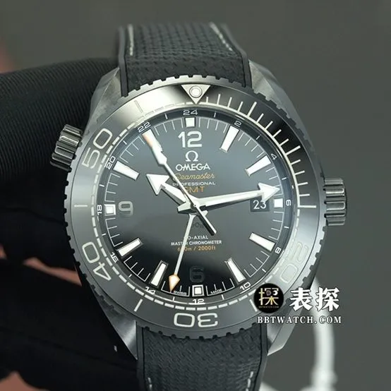 VS Factory Omega Seamaster Watch Black Dial Rubber Strap Model 215.92.46.22.01.001 Side View Real Shot