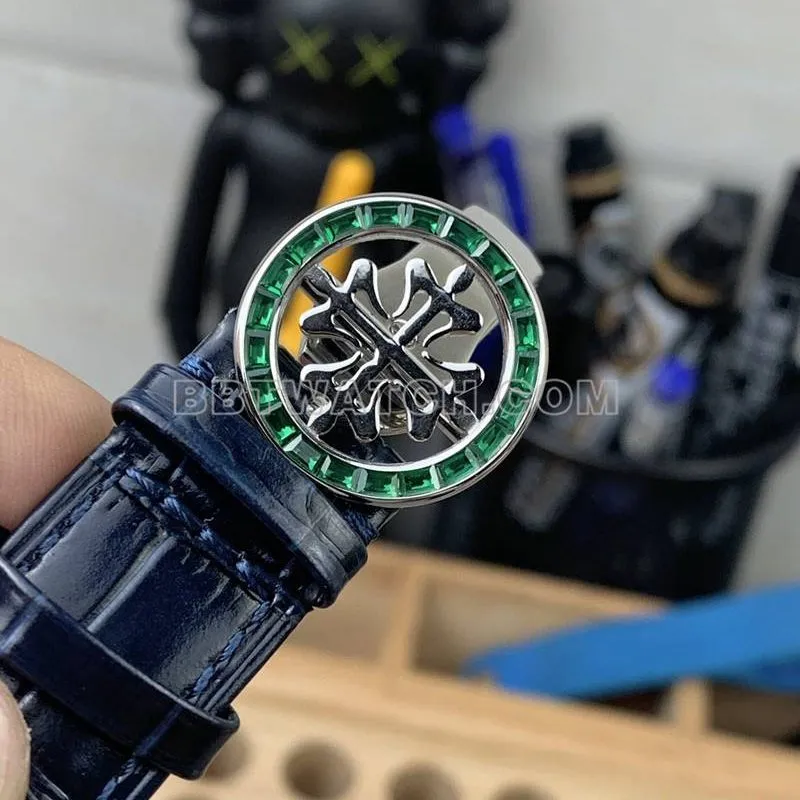 Patek Philippe1:1replica watch 3K Factory super complication timepiece blue dial green diamond bezelleather strap model front live photo