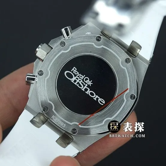 Audemars PiguetRoyal Oak offshore watch women's silver panda dial rubber model pictures and prices side live photo