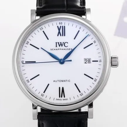 V7 factory top-tier replicaIWC watch men's white dial black belt automatic movement wave fino leather strap watch seven-star recommended side view