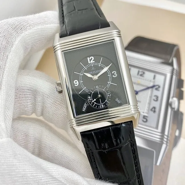Jaeger-LeCoultretop-tier watch men's black dial black belt flip series leather strap watch side view