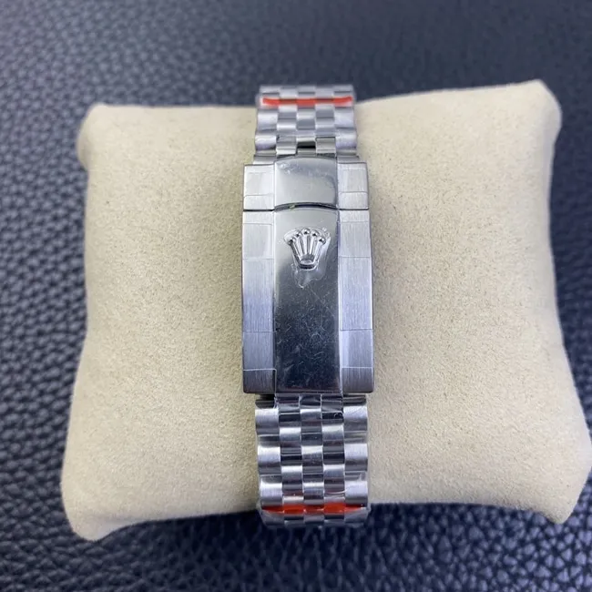 2021 top-tier watch Rolex log series 36mm new olive green jungle palm leaf pattern dial watch front view