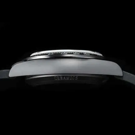 TW factory top-tier replicaRolex watch men's black dialrubber strap full automatic movement front view