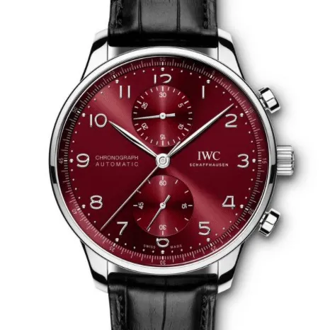 Discover three timeless Universal models