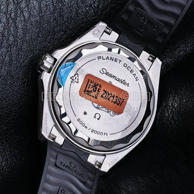watch VS FactorySeamaster 600m black dial orange bezel black braceletfront live photo
