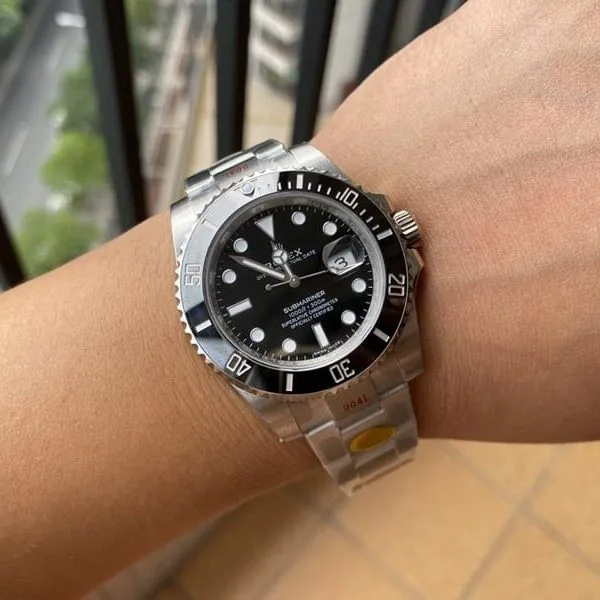 collectible watches NOOB Factory Rolex Black Aqua Ghost V11 Version Submariner Hands-on picture real front view