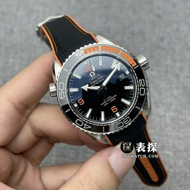 VS FactoryOmegaSeamastertop-tier 1:1high-quality watch men's black dial rubber model pictures and pricesclasplive photos