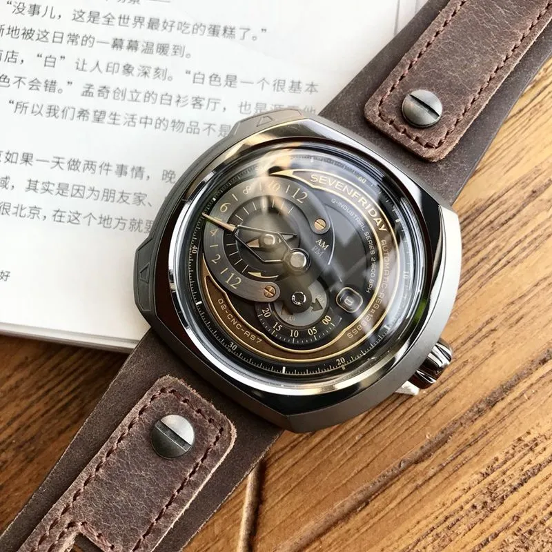 Sevenday display five watch Sevenfriday automatic movementmen's watch front view
