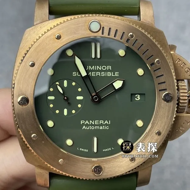 VS FactoryPanerai special edition PAM 003821:1top-tier watch men's green dial rubber model pictures and prices front live photo