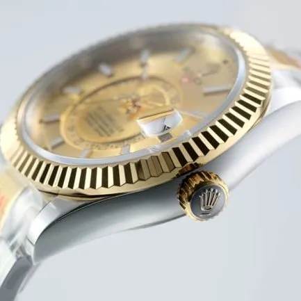 top-tier Rolex men's gold plate gold belt Navigator series full automatic movement watch front view