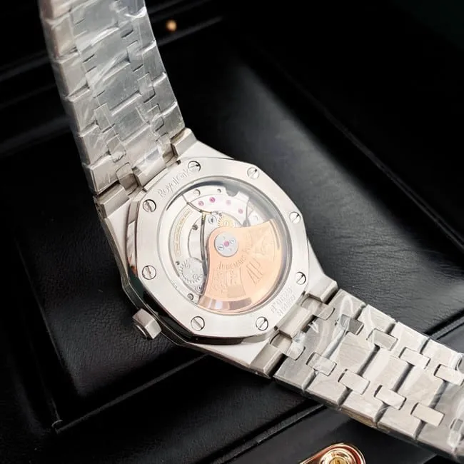 top-tier real diamond replicaAudemars PiguetRoyal Oak37MMwhite dial women's watch front view