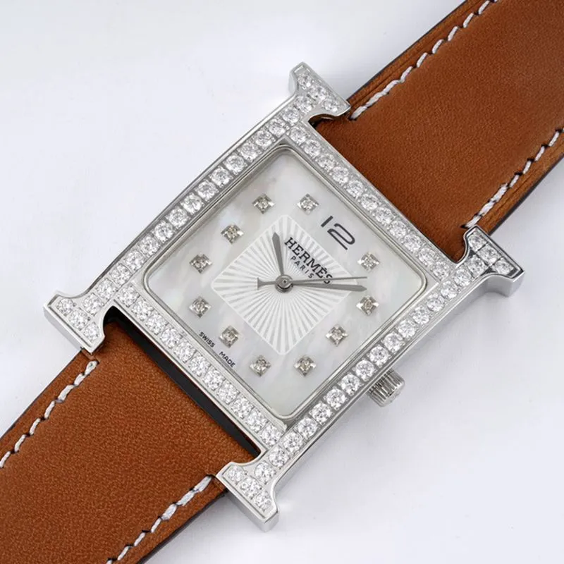 Hermès top-tier watch HeureH three-hand series ladies leather strapwhite dialdiamond watch detail shots