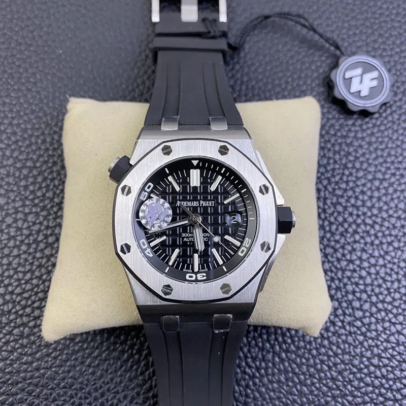 Audemars Piguethigh-quality watch AP15710 Return of the King mechanical watch front view