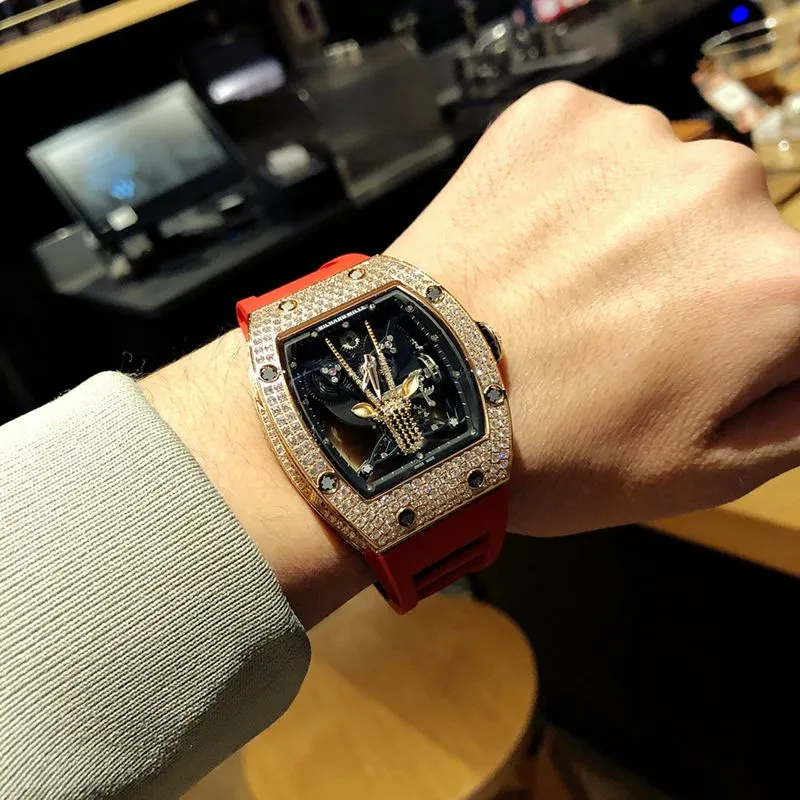 Richard Mille watch RichardMille Gypsophila series men's mechanical watch side view