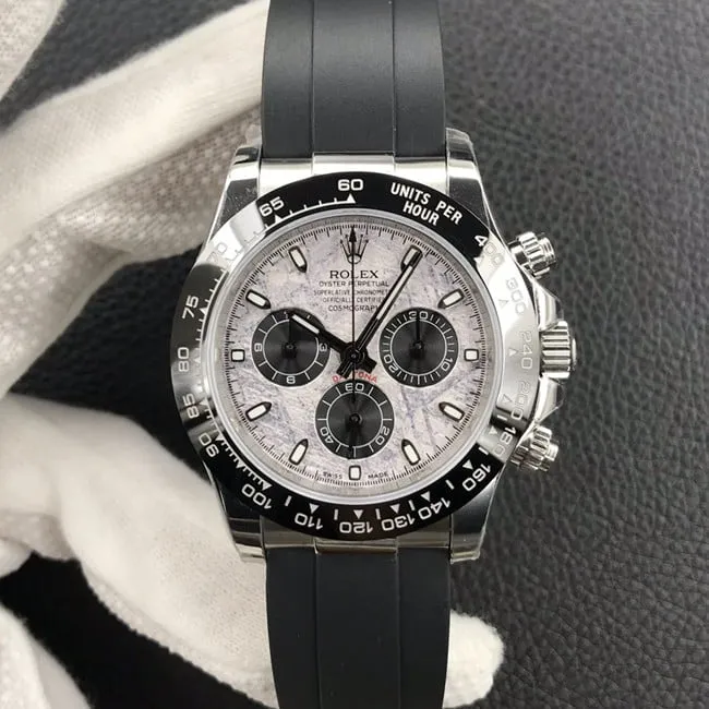 Rolextop-tier watch men's white dialrubber strap latest fully automatic movement watch front view