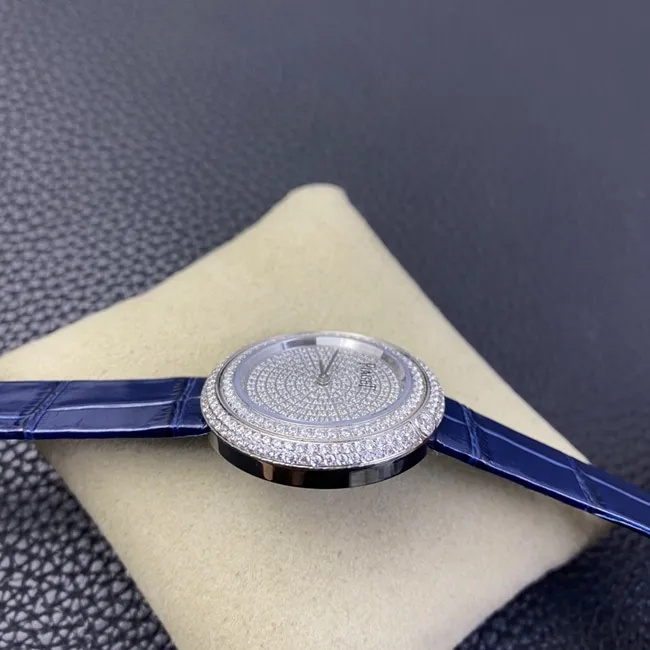 Piaget top-tier watch white dial blue belt POSSESSION series ladies quartz watch side view