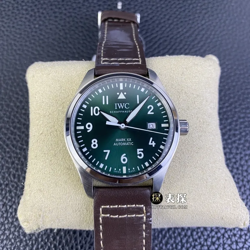 AOF factory IWC pilot watch IW328205top-tier 1:1super watch men's green dialleather strap model pictures and prices front live photo