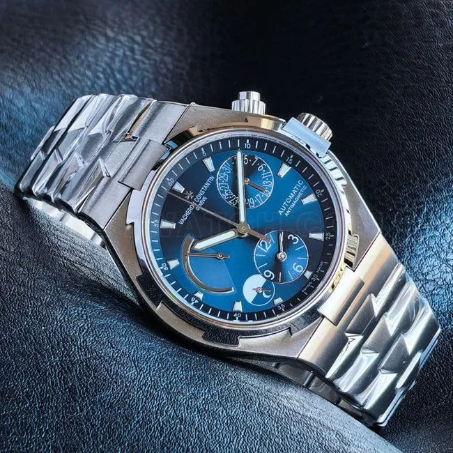 The best replica watch KR factory Vacheron Constantin travels all over the world blue dial47450front live photo