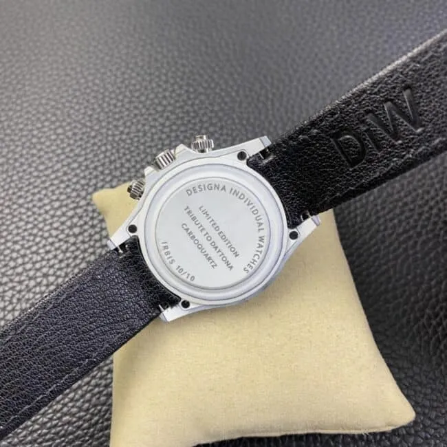 top-tier watch Rolex Daytona carbon fiber white Carbon Di customized black dial white bottom men's watch front view