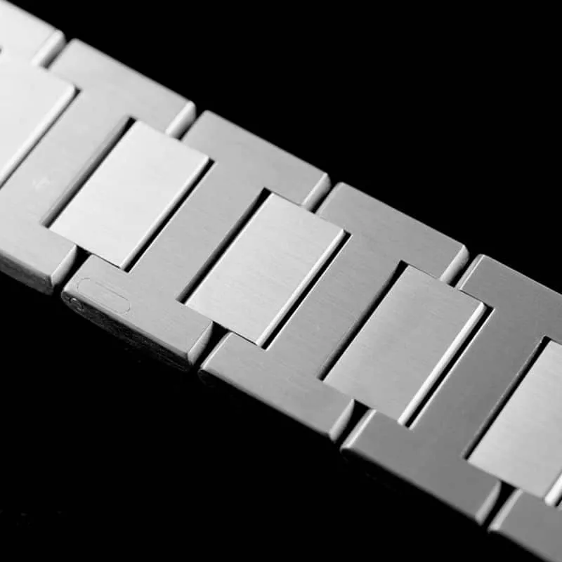 Cartiertop-tier watch Pasha series ladies full automatic movement white watch front view