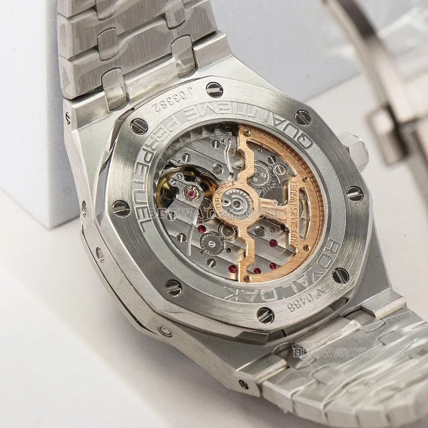 Audemars PiguetRoyal Oak1:1super cloneblue dial perpetual calendar 26574STfront live photo