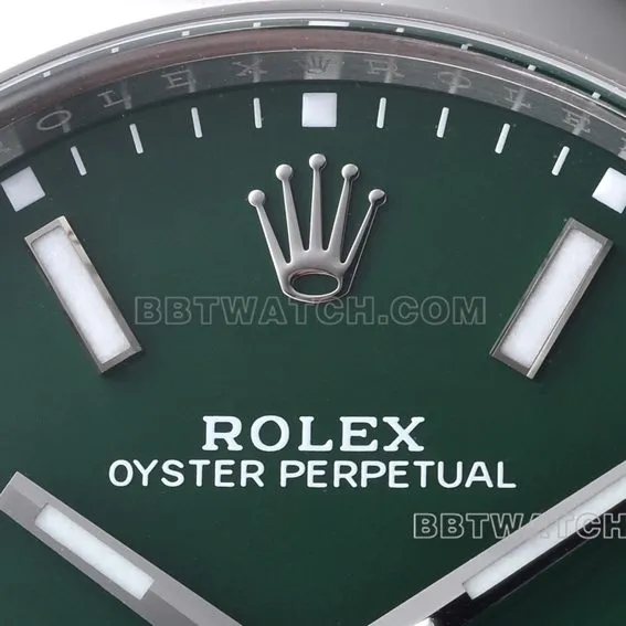 Factory C Rolex Oyster Perpetual 1:1super clone41mmgreen dialm124300-0005front live photo