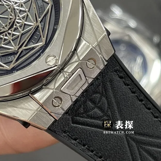 Hublotreplica ceiling,WWF Big Bangreplica watch,front view