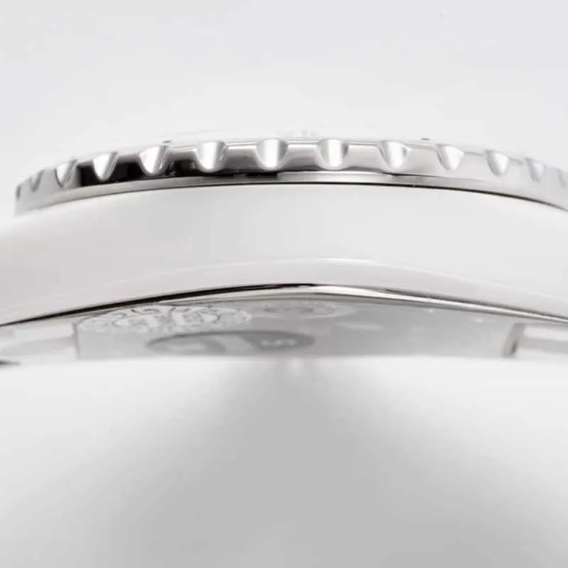 Chaneltop-tierhigh-quality watch J12 series ladies quartz watch side view