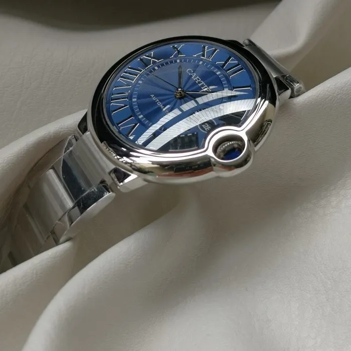 top-tier watch Cartier men's blue dial blue balloon mechanical steel bracelet watch side view