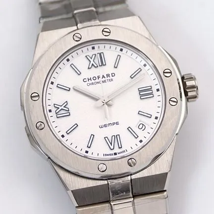 Chopardreplica watch men's white dialsteel bracelet Alpine Eagle ALPINE EAGLE series automatic movement watch side view