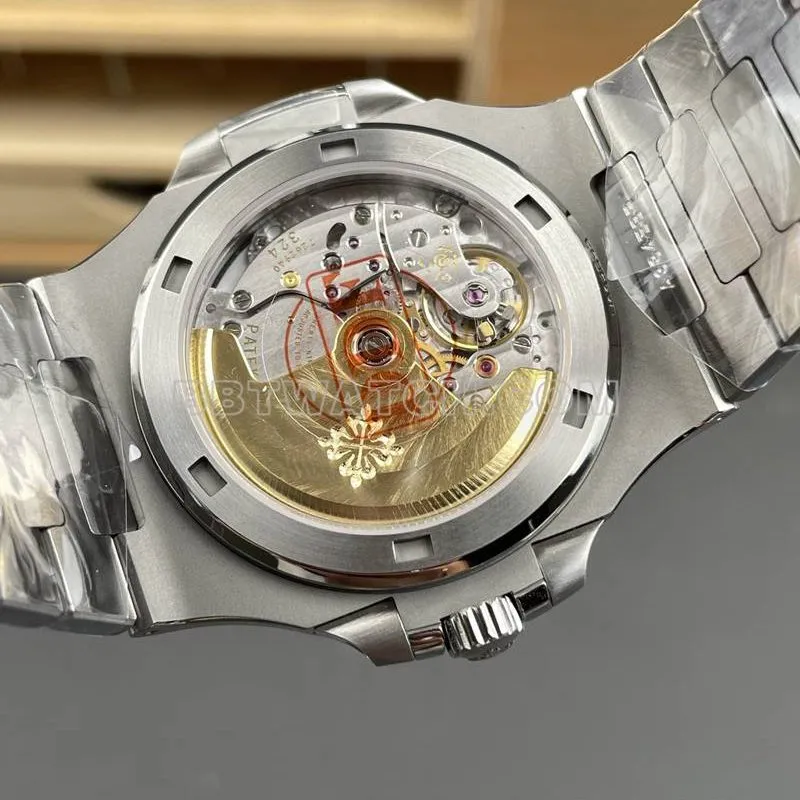 Patek Philippe1:1replica watch DDF factory Nautilus40mmgreen dial324movementsteel bracelet model side live photo