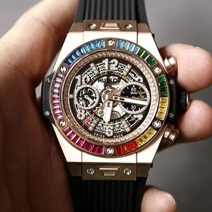 top-tier replicaHublothigh-quality watch men's white dialrubber strapBigBang Big Bang series mechanical watch front view