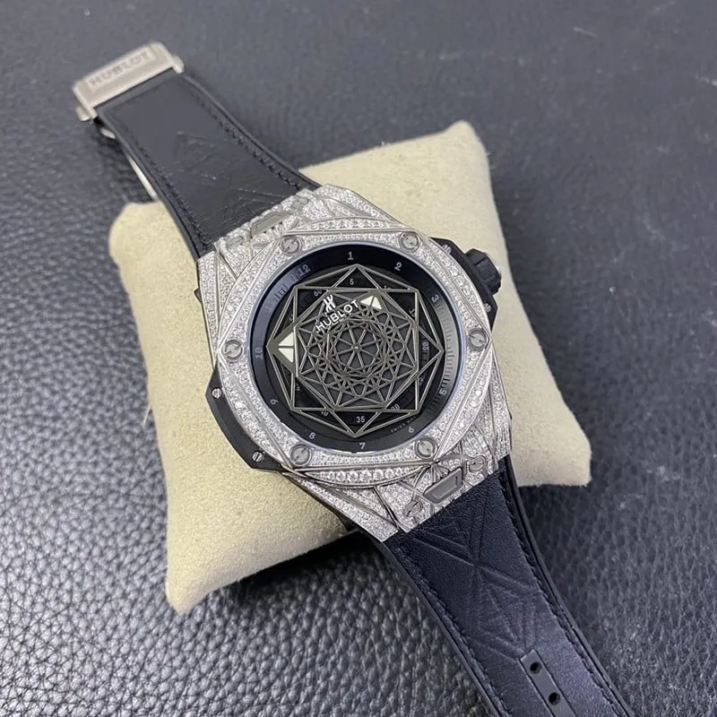 Hublot1:1 Hublot tattoo personalized full diamond watch front view