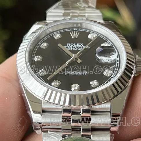 top-tier watch ERF factory log Rolexblack dial3235 mechanical 41mmfront live photo