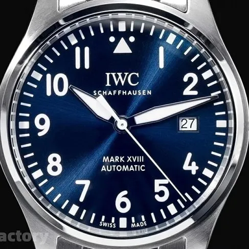 V7 factory IWC top-tiersuper watch men's blue dialsteel bracelet mark eighteen series automatic movement watch side view