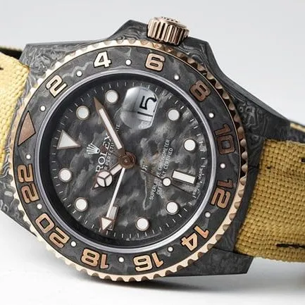 top-tier replicaRolex men's watch GMT-Master series fully automatic movement black dial brown belt men's model front view