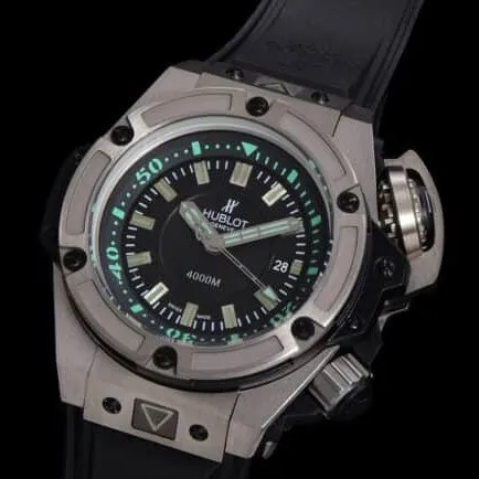 Top-tier watch Hublot King Supreme [titaniumcase] black dial 1400 fully automatic movement men's watch front view