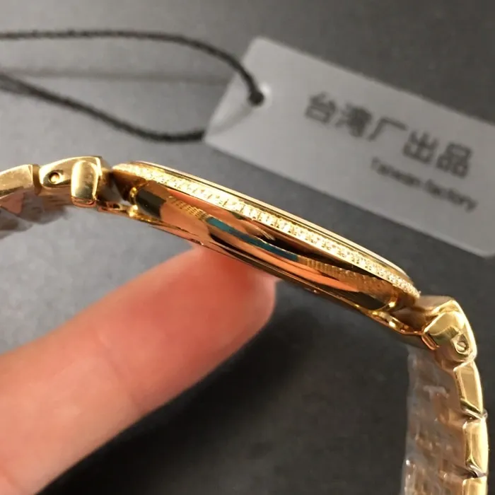 top-tier watch Longines couple watch gold plate gold belt Jialan series quartzsteel bracelet watch front view