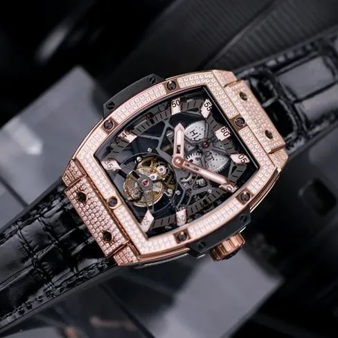 Hublottop-tier watch men's black dial black belt MASTERPIECE series tourbillon mechanical leather strap watch front view