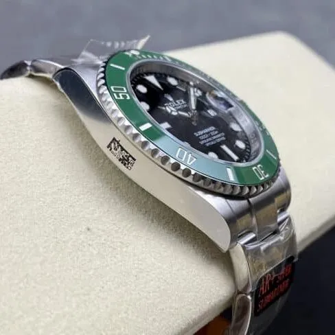 top-tier replicaAR super masterpiece Rolex's latest and best-selling Starbucks Submariner men's watch front view