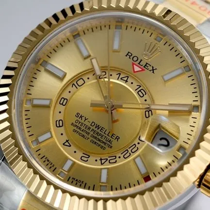 top-tier Rolex men's gold plate gold belt Navigator series full automatic movement watch front view