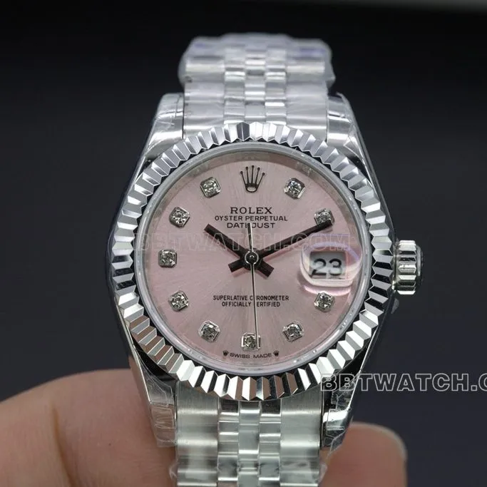 Experience the elegance of collectible watches