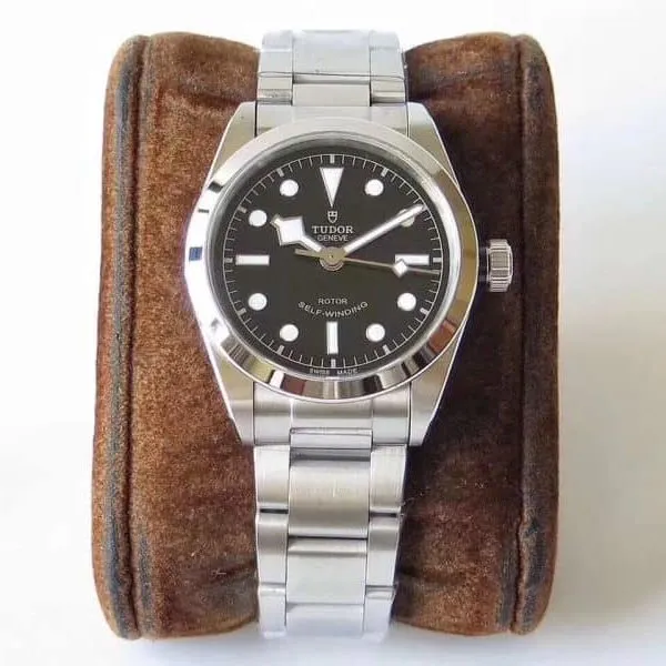 Best Women’s Watches for Different Age