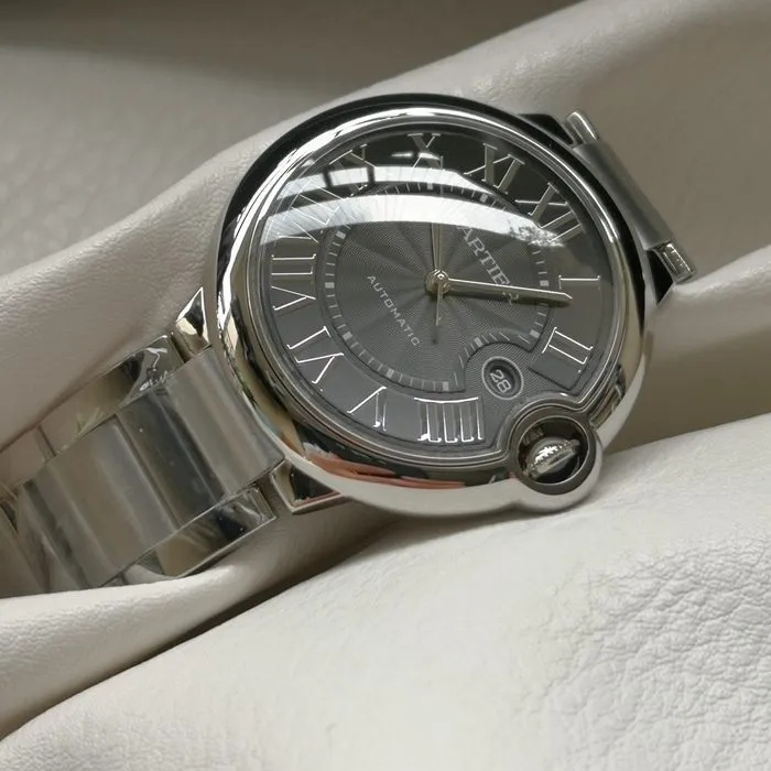 top-tier watch Cartier men's blue dial blue balloon series steel bracelet watch front view